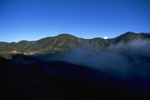 Minami-Ryu-ga-Baba under blue sky