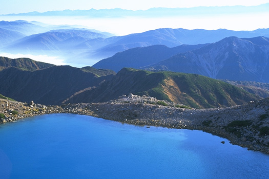 Midori-ga-ike Pond & far Kita(north) Alps Range, EF28-105
