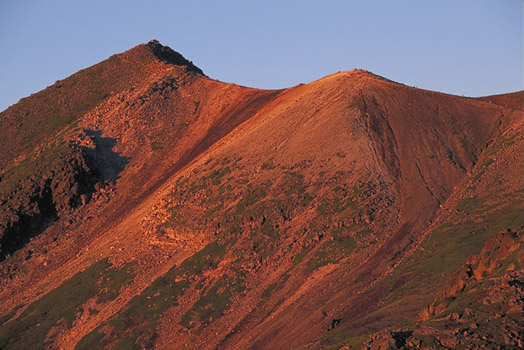 the Summit dyed by draw - Mt. Norikura-dake(at the summit of Fuji-mi-dake)